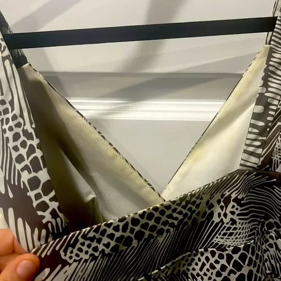 BCBGMaxAzaria Brown and White Safari Printed Dress, Size 2 - Picture 4 of 4